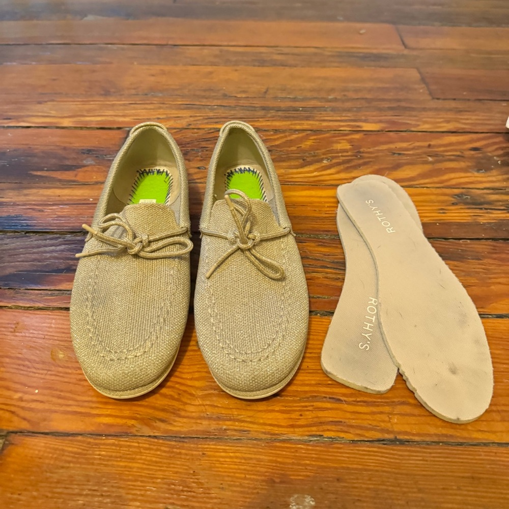 ROTHY’S | boat shoe in shimmery sand - Picture 3 of 8